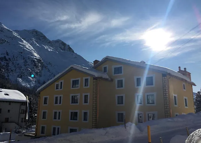Appartments Cervus São Moritz