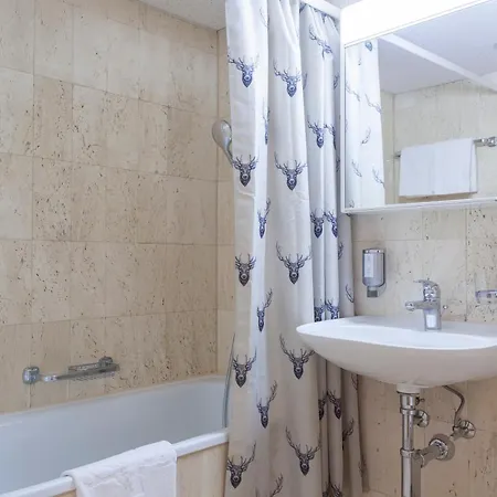 Appartments Cervus מלון דירות